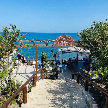 Beach Villa *